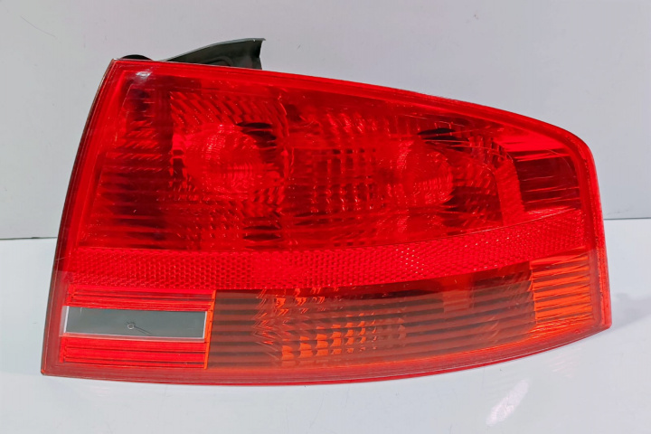 Stop Dreapta tripla fara soclu 8E5945096 Audi A4 B7 [2004 - 2008]