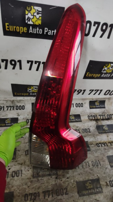 Stop dreapta Volvo V50 2.0 D 136Cp / 100 Kw cod motor D4204T,an 2010 cod 30744542