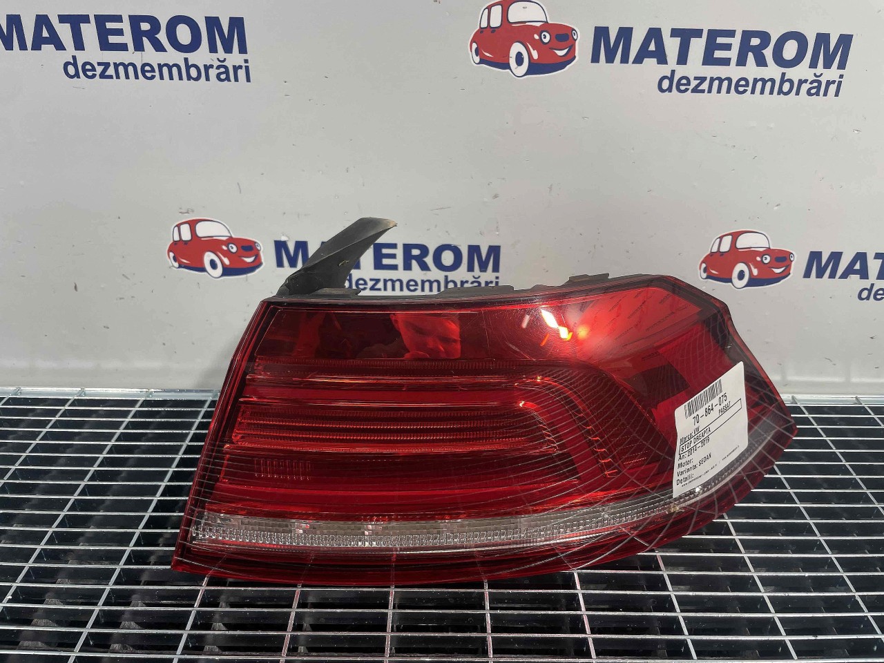 STOP DREAPTA VW PASSAT - - (2014 2019)