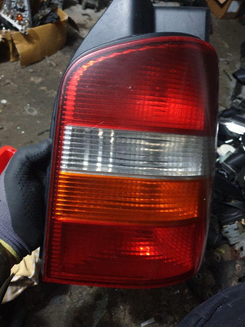 Stop Dreapta Vw T5 2004