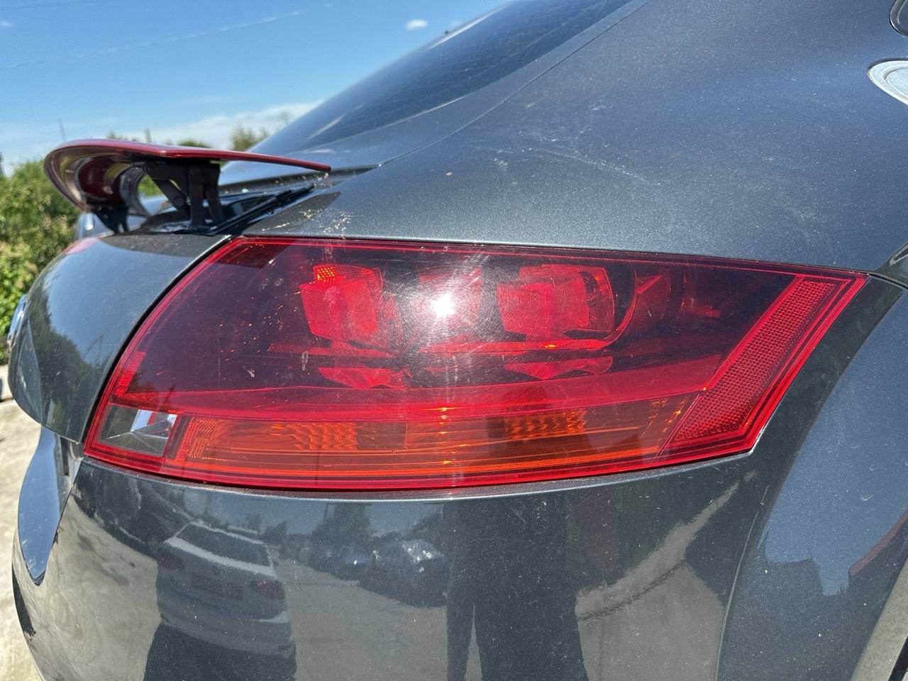 Stop frana dreapta Audi TT 2007-2010 cod: 8J0945096L