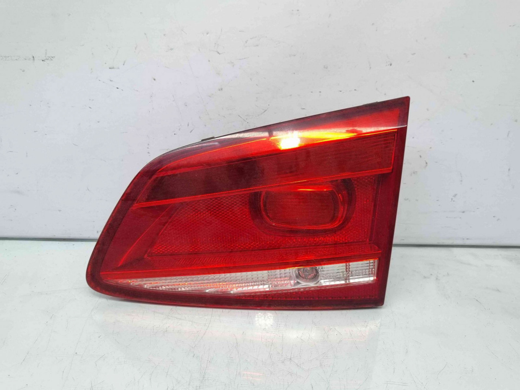 Stop haion dreapta Volkswagen Passat B7 (365) Variant [Fabr 2010-2014] 3AF945094L