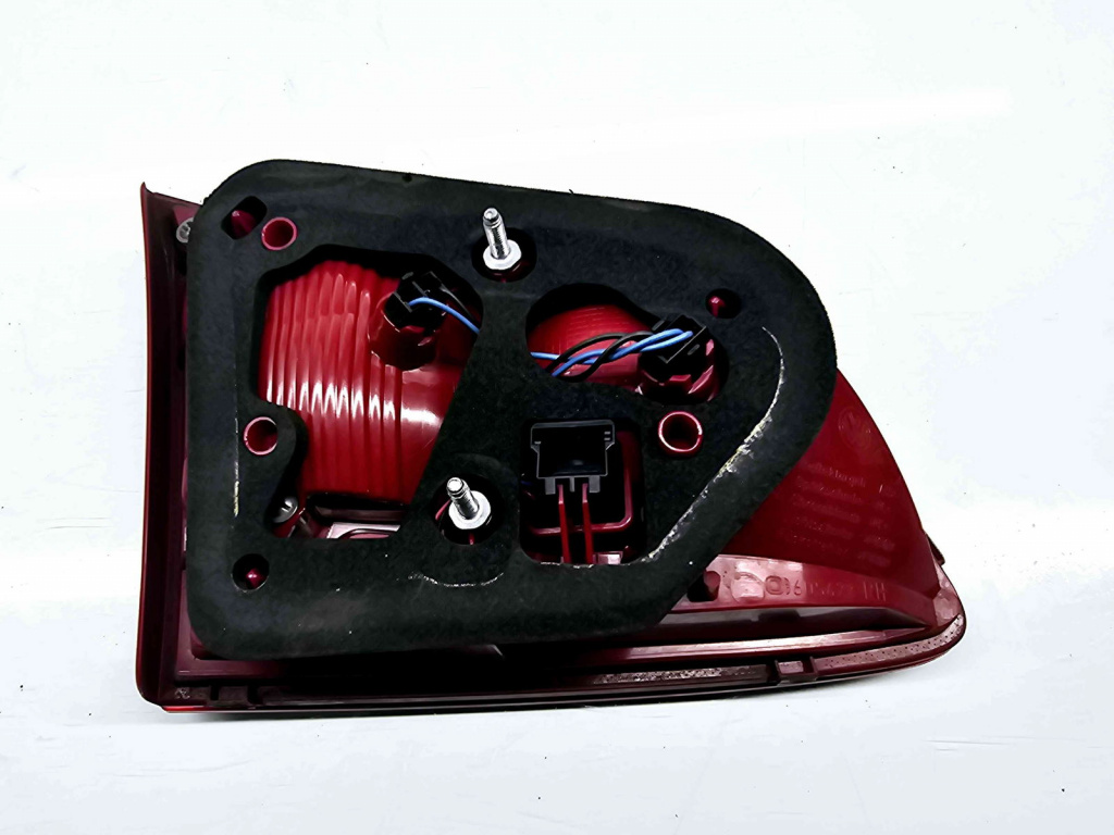Stop haion dreapta Volkswagen Passat B7 (365) Variant [Fabr 2010-2014] 3AF945094J