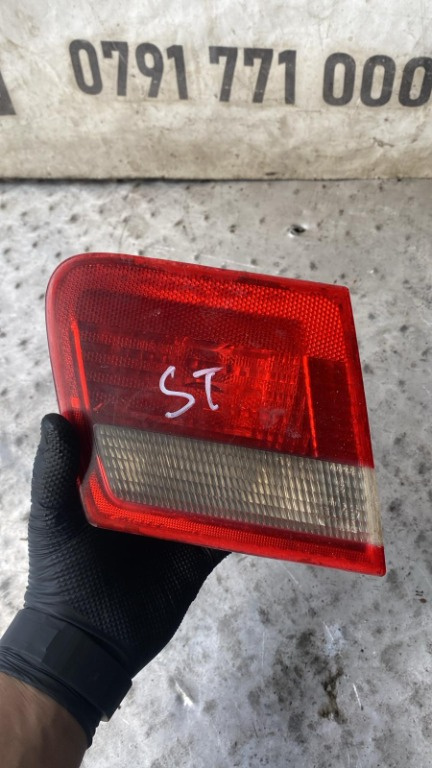 Stop haion stanga BMW E46 break an 2001 cod 6907937