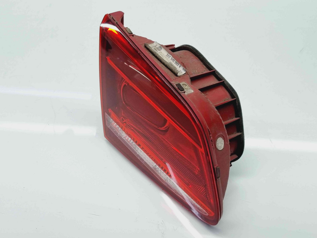 Stop haion stanga Volkswagen Passat B7 (362) [Fabr 2010-2014] 3AE945093K