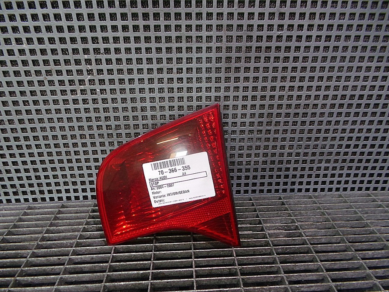 STOP INTERIOR DREAPTA AUDI A4 A4 - - (2004 2007)