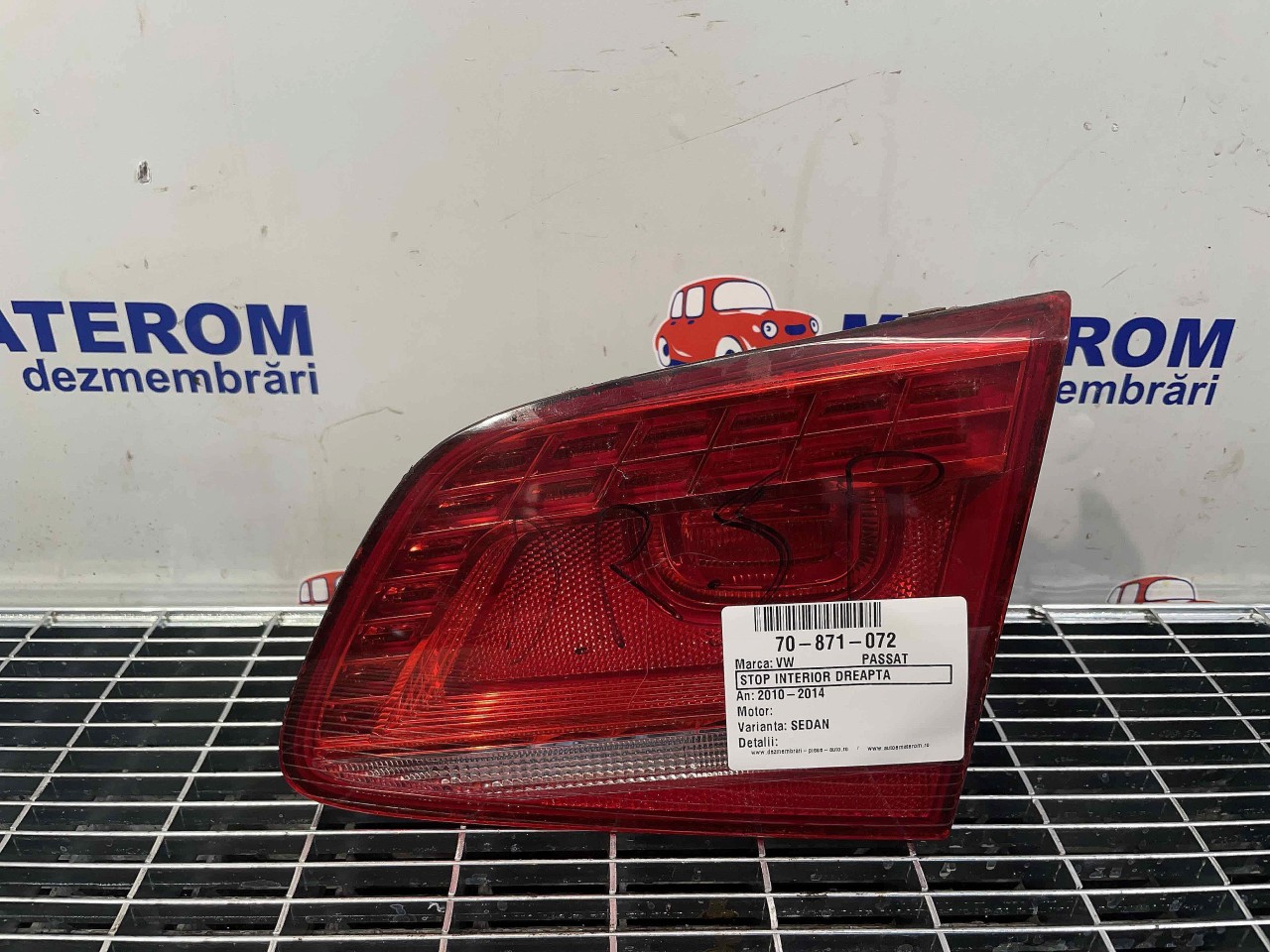 STOP INTERIOR DREAPTA VW PASSAT - - (2010 2014)