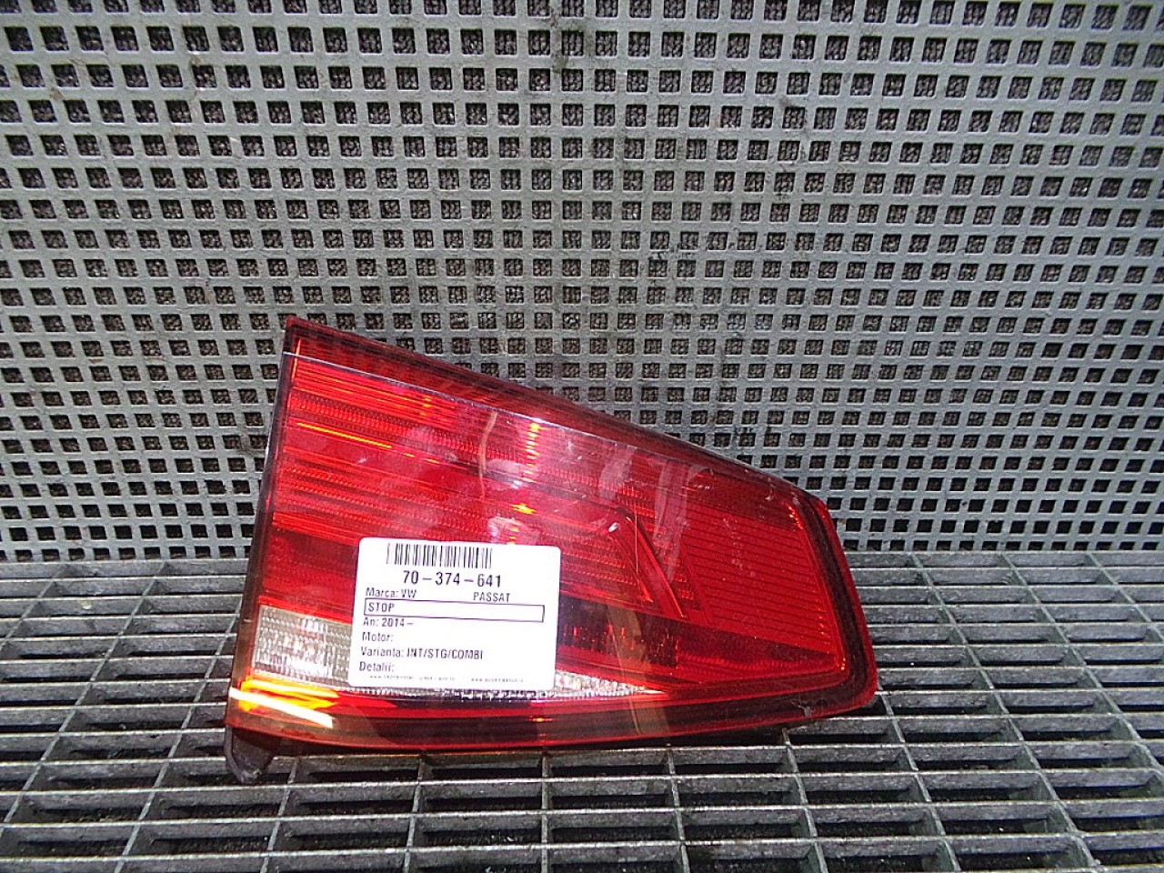 STOP INTERIOR DREAPTA VW PASSAT - - (201