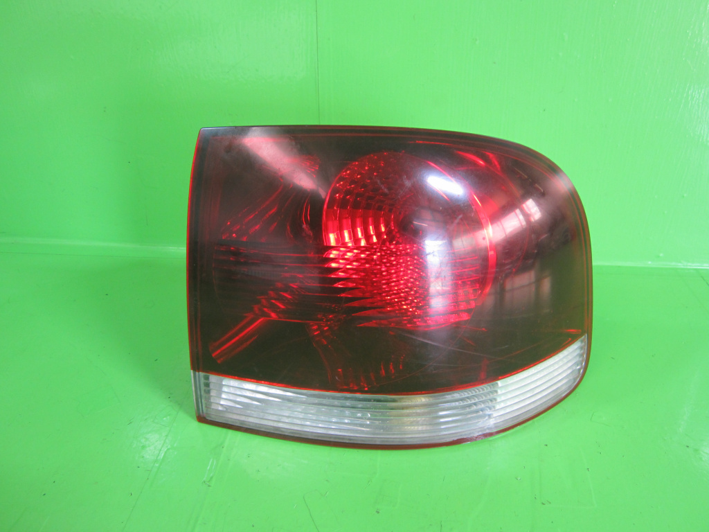STOP / LAMPA DREAPTA CAROSERIE VW TOUAREG FAB. 2002 - 2010 ⭐⭐⭐⭐⭐