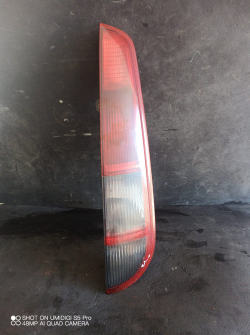 Stop lampa dreapta , Ford Focus 2 , 1.6 TDCI , 2006 COD - 4M5113404F | 4M5113404C