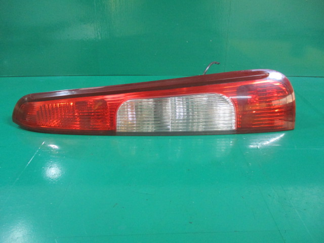 STOP / LAMPA DREAPTA FORD FOCUS C-MAX FAB. 2003 - 2007 ⭐⭐⭐⭐⭐