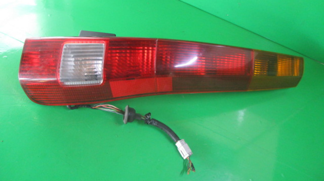 STOP / LAMPA DREAPTA HONDA CR-V 2 4X4 FAB. 2001-2006 ⭐⭐⭐⭐⭐