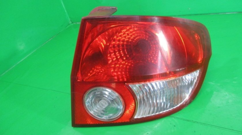 STOP / LAMPA DREAPTA HYUNDAI GETZ FAB. 2002 – 2011 ⭐⭐⭐⭐⭐