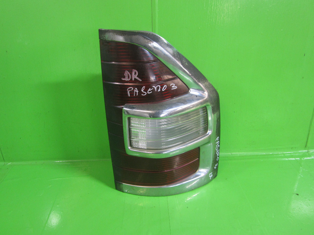 STOP / LAMPA DREAPTA MITSUBISHI PAJERO SHOGUN III 4X4 FAB. 1999 – 2007 ⭐⭐⭐⭐⭐