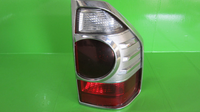 STOP / LAMPA DREAPTA MITSUBISHI PAJERO SHOGUN III FAB. 1999 – 2007 ⭐⭐⭐⭐⭐