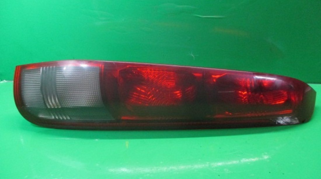 STOP / LAMPA DREAPTA NISSAN X-TRAIL FAB. 2001 - 2007 ⭐⭐⭐⭐⭐