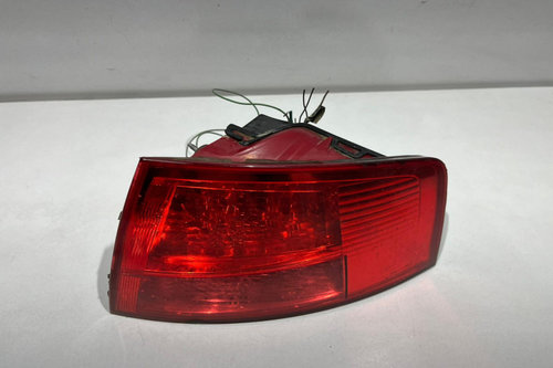 Stop lampa led dreapta spate caroserie 4E0945096C Audi A8 D3/4E [2th facelift] [2007 - 2010]