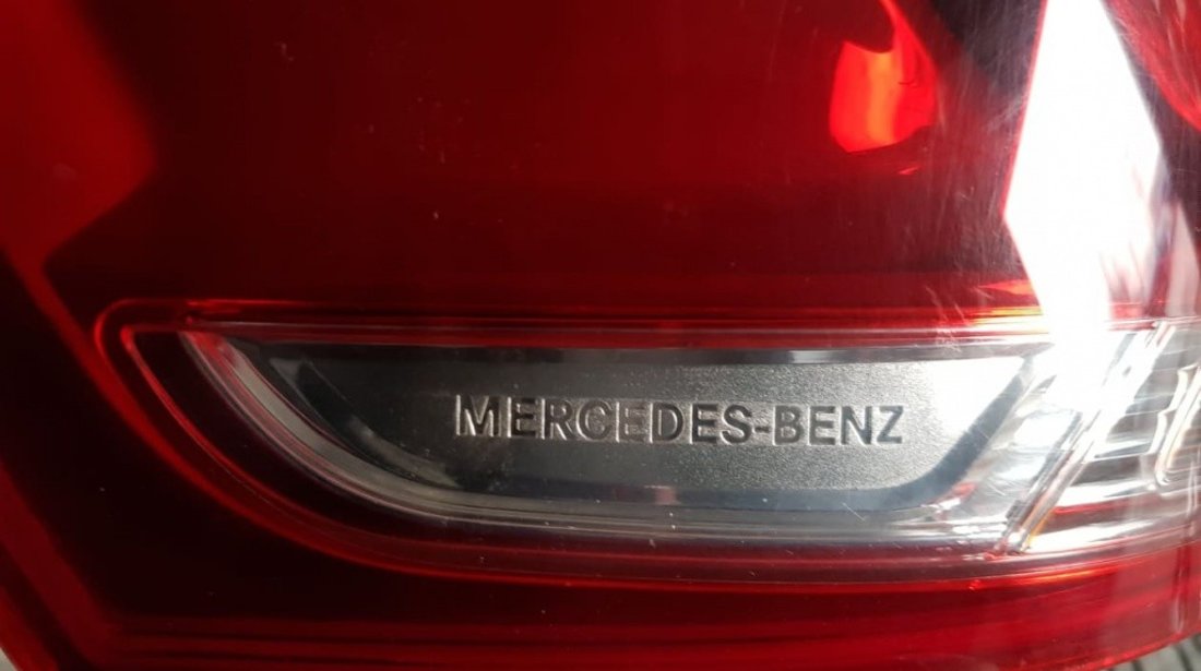 Stop / Lampa led stanga original Mercedes-Benz GLK x204 Facelift cod piesa : A2049060157