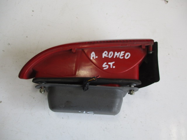 STOP / LAMPA STANGA CAROSERIE ALFA ROMEO 156 FAB. 1997 – 2005 ⭐⭐⭐⭐⭐