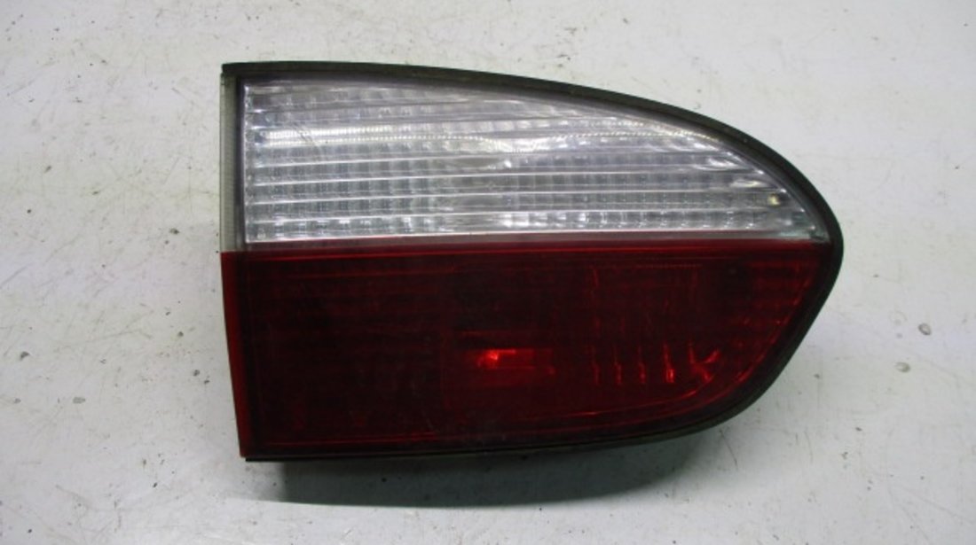 STOP / LAMPA STANGA HAION HYUNDAI H-1 HYUNDAI H-1 FAB. 1997 - 2007 ⭐⭐⭐⭐⭐