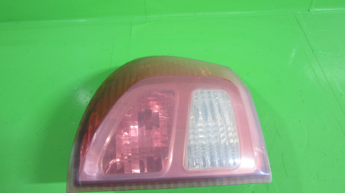 STOP / LAMPA STANGA INFERIOARA GWM HOVER 4x4 FAB. 2005 – 2008 ⭐⭐⭐⭐⭐