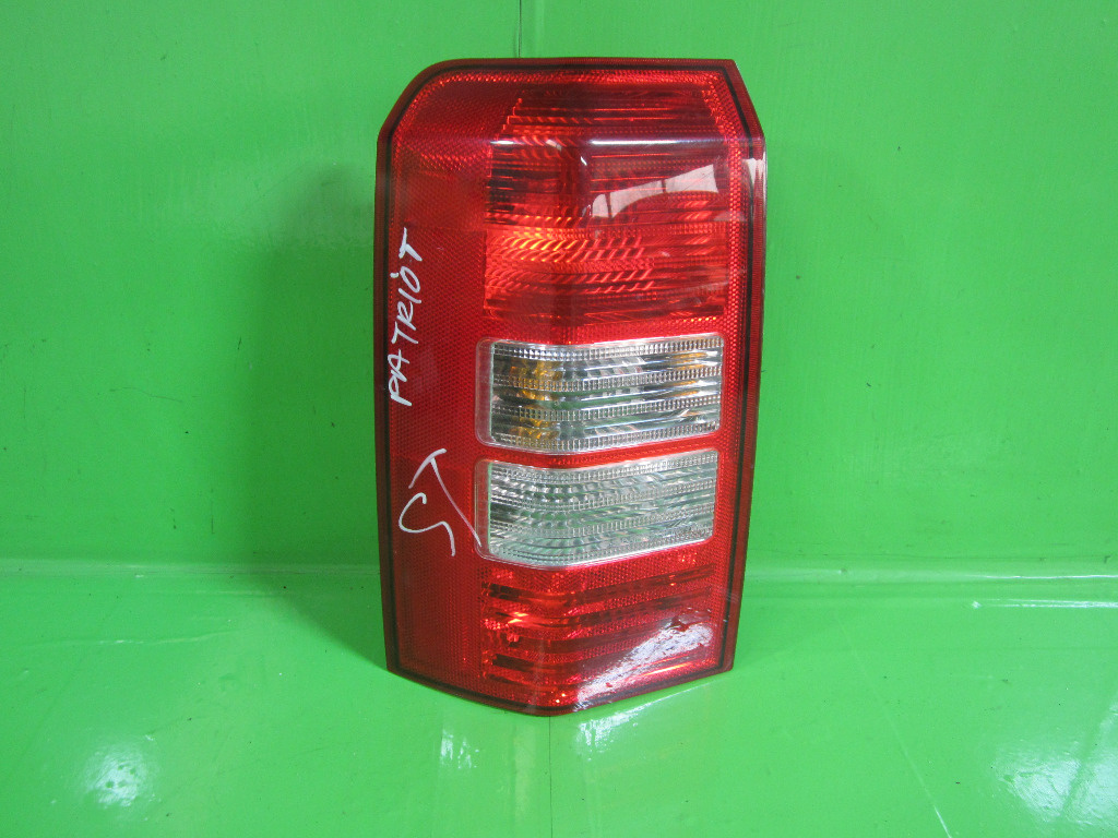 STOP / LAMPA STANGA JEEP PATRIOT 4x4 FAB. 2006 - 2017 ⭐⭐⭐⭐⭐