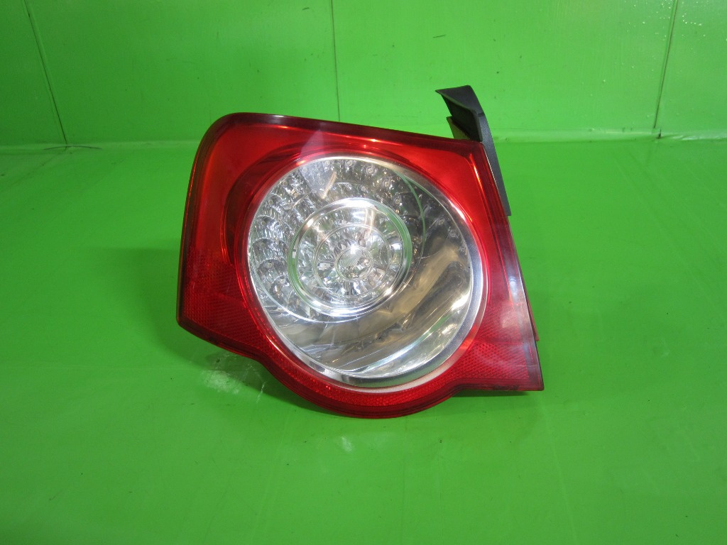 STOP / LAMPA STANGA VW PASSAT B6 FAB. 2005 - 2010 ⭐⭐⭐⭐⭐