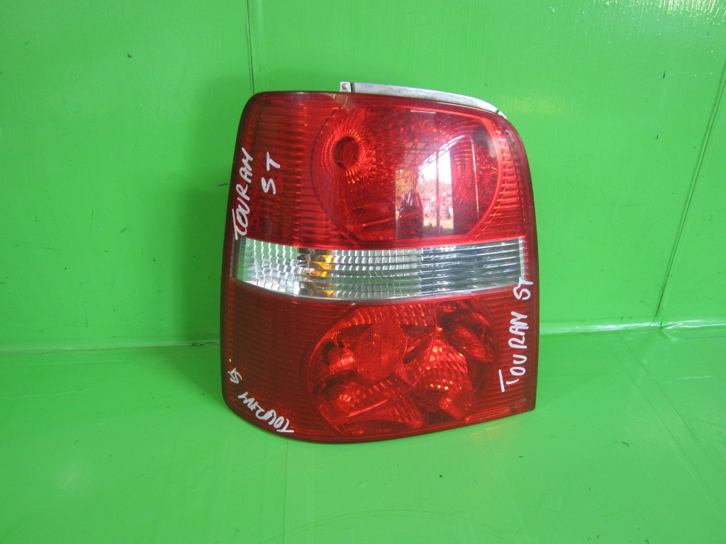 STOP / LAMPA STANGA VW TOURAN FAB. 2003 - 2015 ⭐⭐⭐⭐⭐