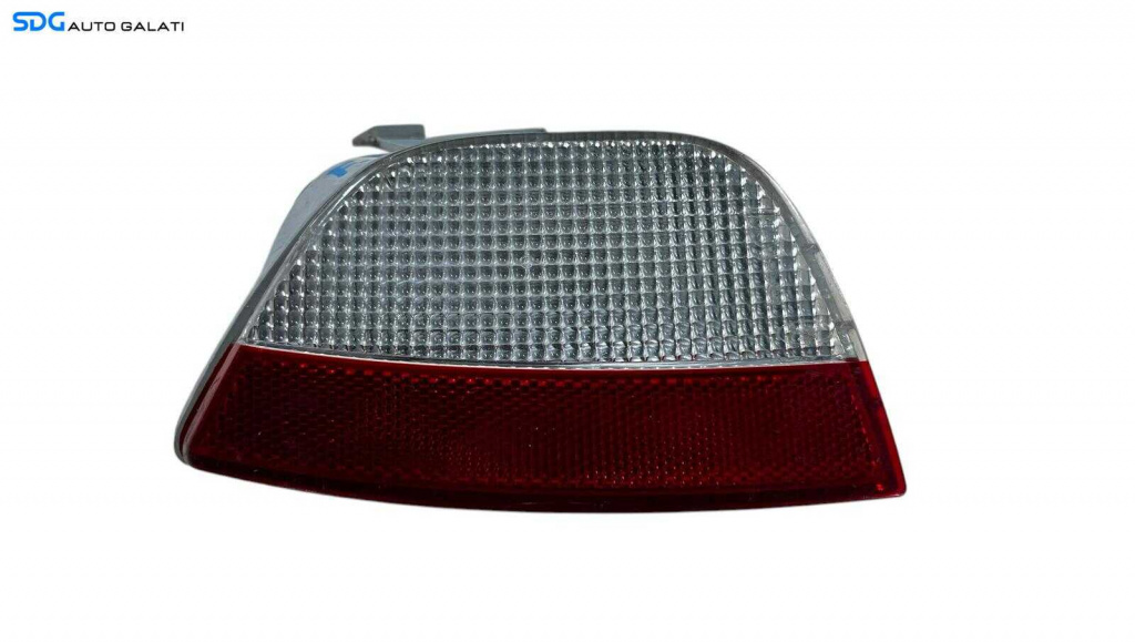 Stop Lampa Tripla Ceata Stanga de pe Spoiler Bara Spate Ford Focus 1 Hatchback 1998 - 2004 Cod YS4X-15K272-A YS4X-15500-A [L5349]