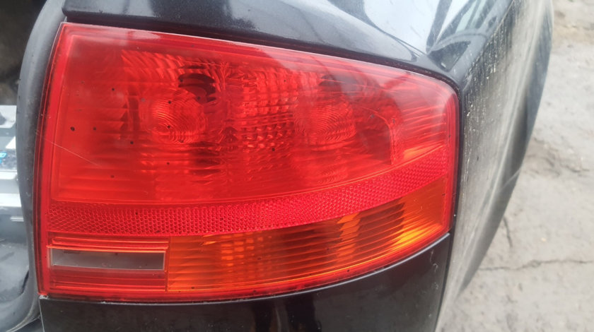 Stop Lampa Tripla Dreapta de pe Aripa Caroserie Audi A4 B7 Berlina Sedan 2005 - 2008 [C1928]