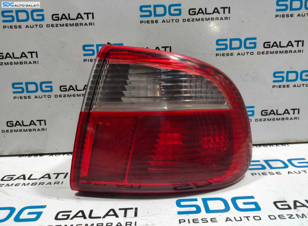 Stop Lampa Tripla Dreapta de pe Caroserie Seat Toledo 2 1998 - 2005 Cod 1M5945257 [L5067]
