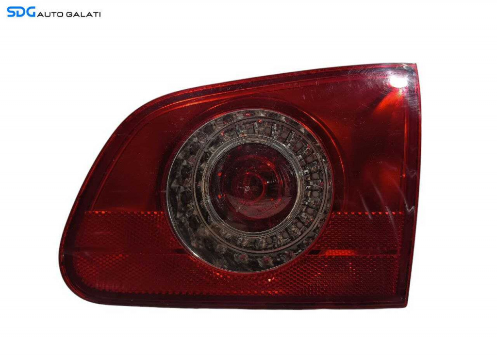 Stop Lampa Tripla Dreapta de pe Haion Haion Portbagaj Volkswagen Passat B6 2005 - 2010 Cod 3C9945094A [L6674]