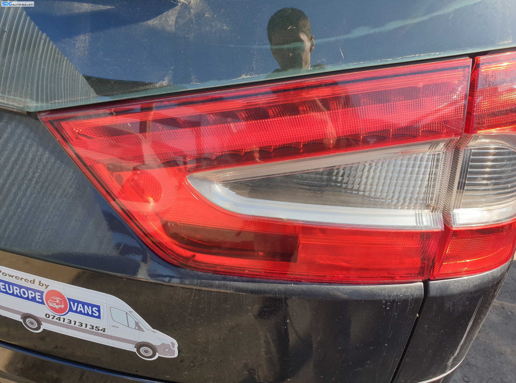 Stop Lampa Tripla Dreapta de pe Haion Haion Portbagaj Ford Galaxy 2 Facelift 2006 - 2015 [K4978]