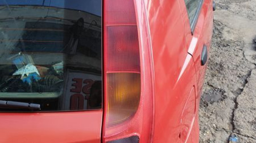 Stop Lampa Tripla Dreapta Fiat Punto Facelift 1999 - 2012