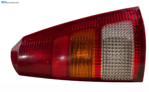 Stop Lampa Tripla Dreapta Ford Focus 1 Break Variant Combi 1998 - 2004 [LR0054]