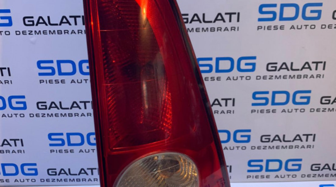 Stop / Lampa / Tripla Dreapta Spate Aripa / Caroserie Renault Espace 2002-2007 Cod: 8200027152