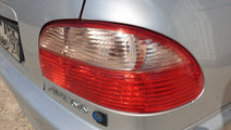 Stop Lampa Tripla Dreapta Toyota Avensis T22 Berli...