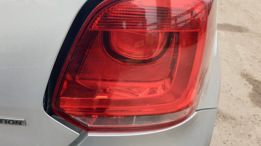 Stop Lampa Tripla Dreapta Volkswagen Polo 6R 2009 - 2016
