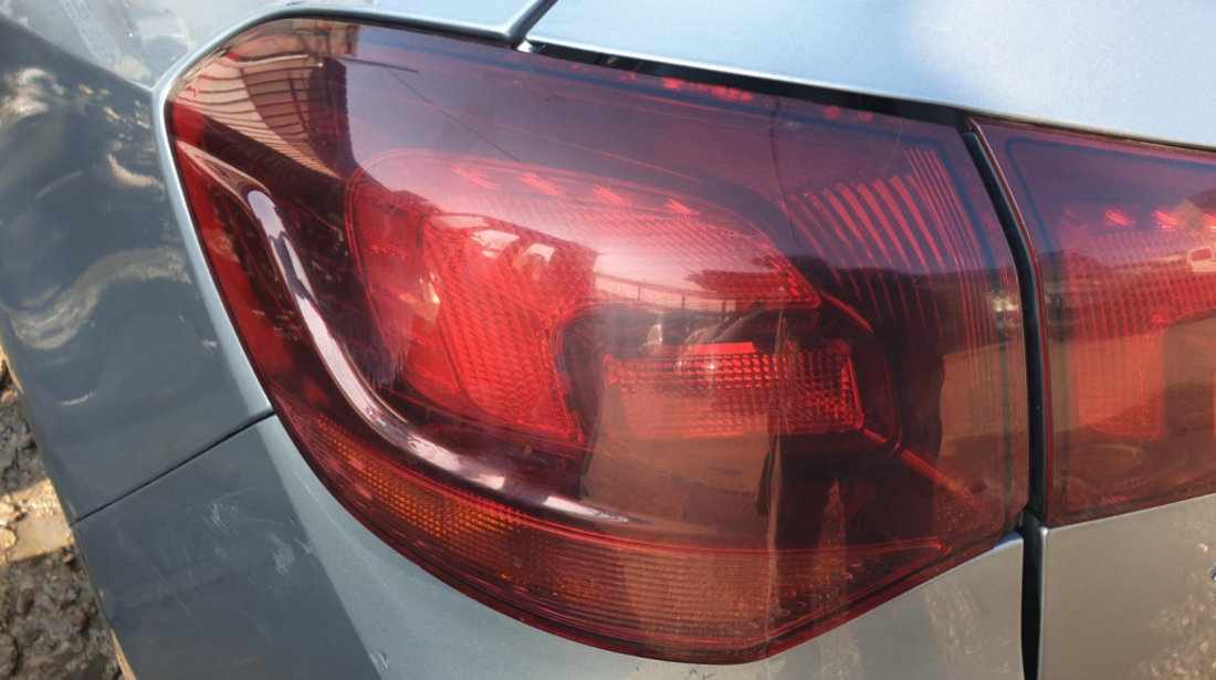 Stop Lampa Tripla Stanga de pe Aripa Caroserie cu Defect Opel Astra J Facelift Break Caravan Combi 2009 - 2016 [C3177]