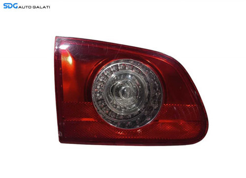 Stop Lampa Tripla Stanga de pe Haion Haion Portbagaj Volkswagen Passat B6 (Defectul se vede in ultim...
