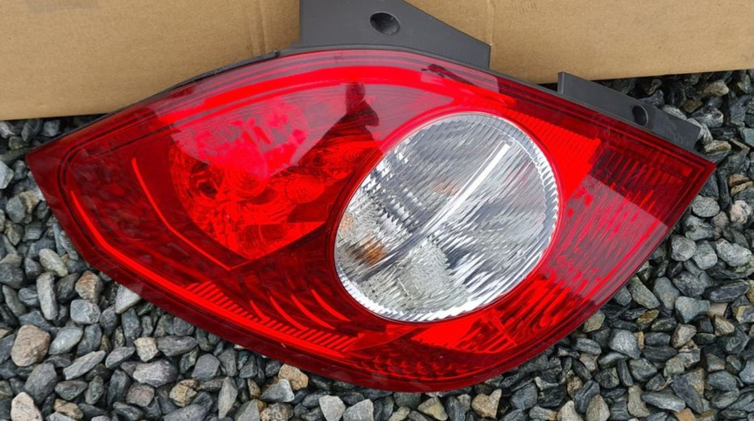 Stop lampa tripla stanga Opel Antara 2009