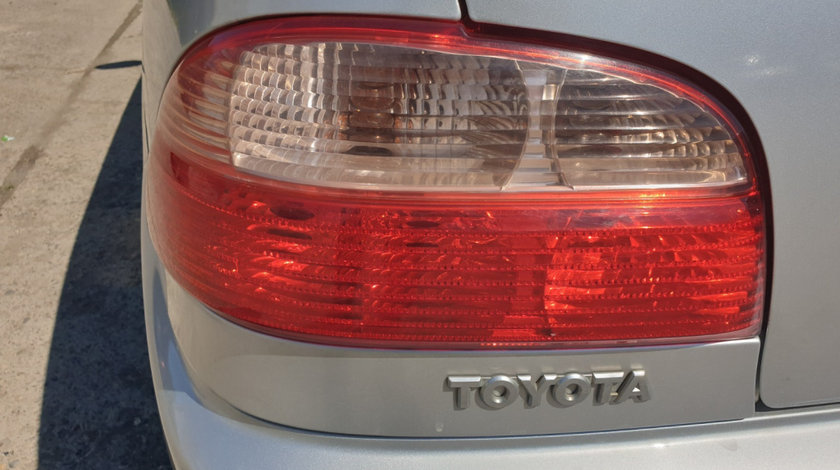 Stop Lampa Tripla Stanga Toyota Avensis T22 Berlina Sedan 1997 - 2003 [C0813]