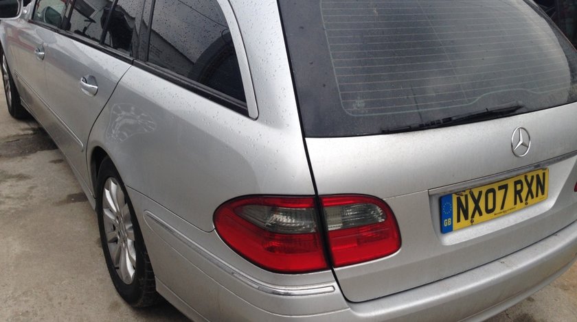 Stop mercedes e220 s211 break 2007 facelift