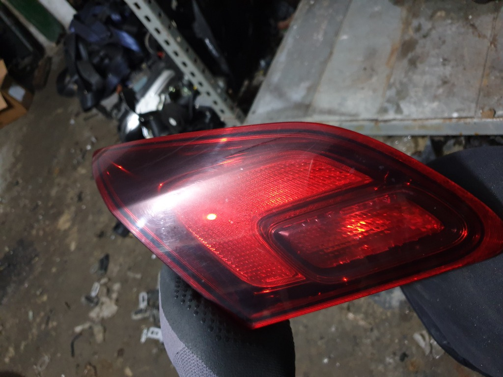 Stop Opel Astra J Hatchback Fumuriu