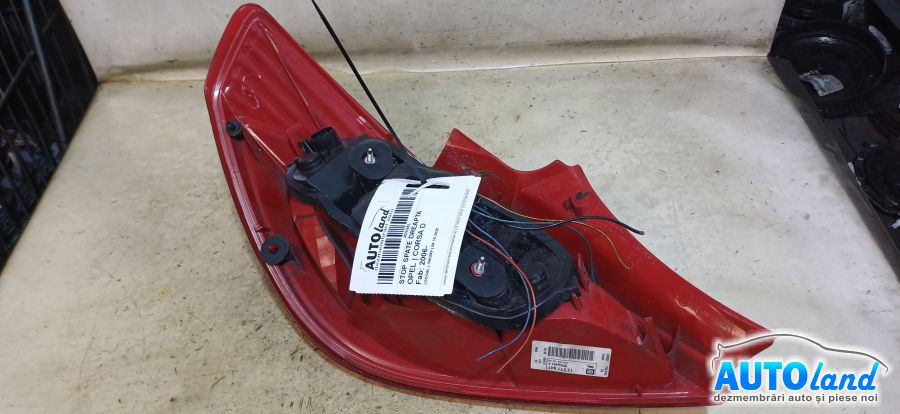 Stop Spate Dreapta 13211841 Opel CORSA D 2006