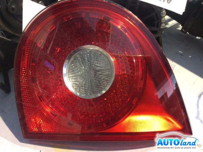 Stop Spate Dreapta De pe Haion Hb fara Led Volkswagen GOLF V 1K1 2003