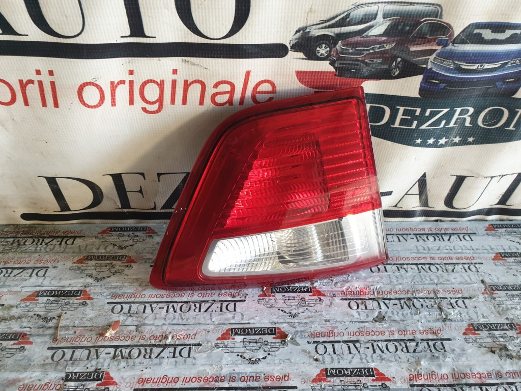 Stop spate stanga haion FORD C-MAX II cod piesa: AM5113A603BE