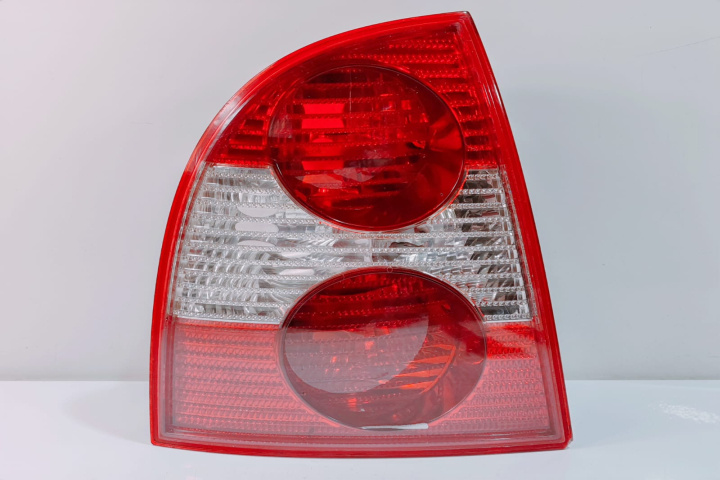 Stop Stanga 3B5945095AE Volkswagen VW Passat B5.5 [facelift] [2000 - 2005]
