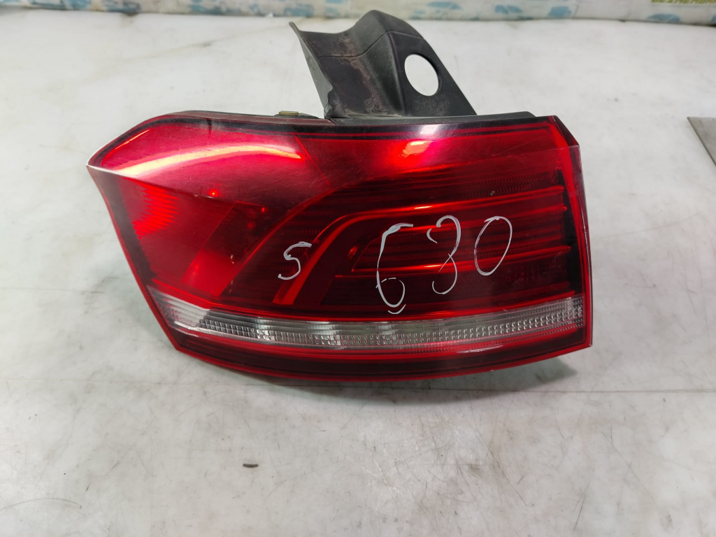 Stop stanga 3g9945311 Volkswagen VW Passat B8 [2014 - 2020] 2.0 tdi DFCA