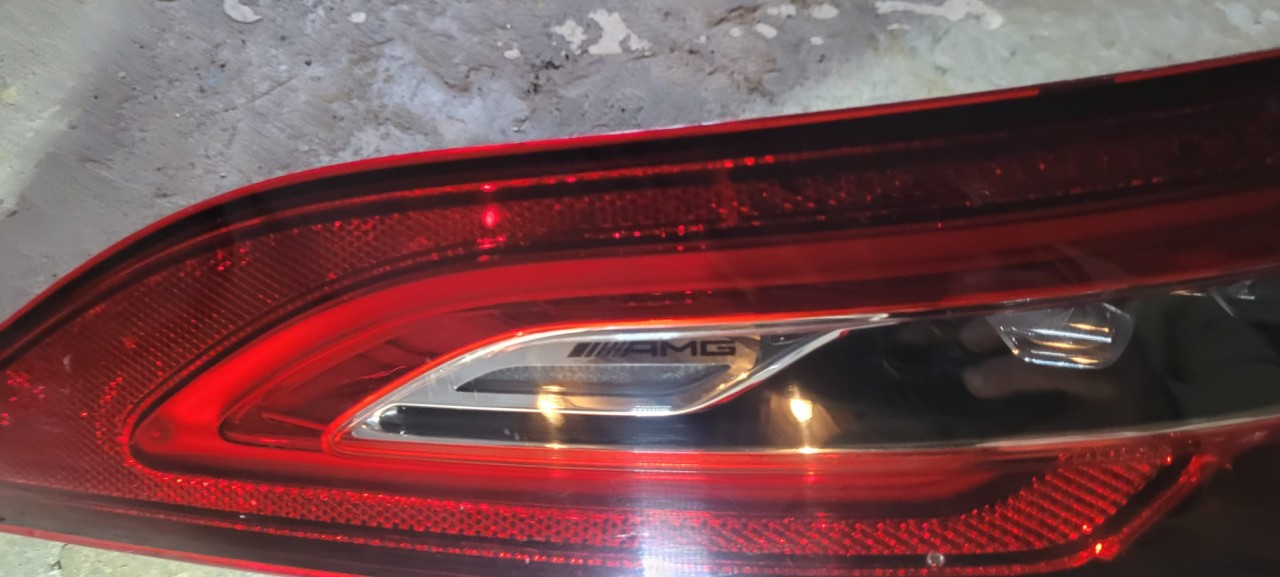 Stop stanga AMG GT 4 DOOR W290 cod: a2909060100